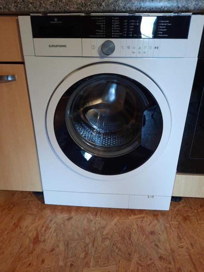 Preisbewusste Ferienwohnung Fuer 2 Personen U. Kleinkind Utarp Buitenkant foto
