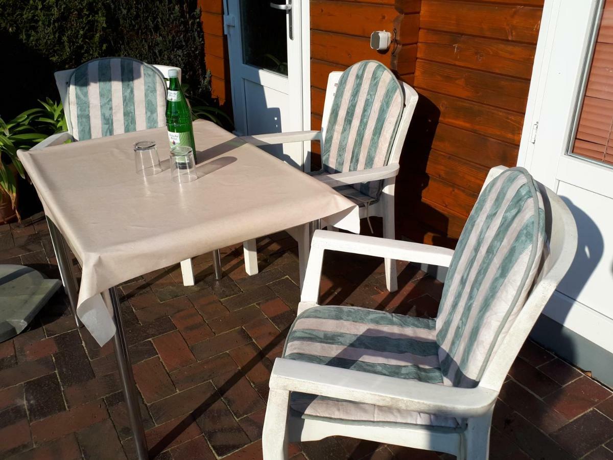 Preisbewusste Ferienwohnung Fuer 2 Personen U. Kleinkind Utarp Buitenkant foto