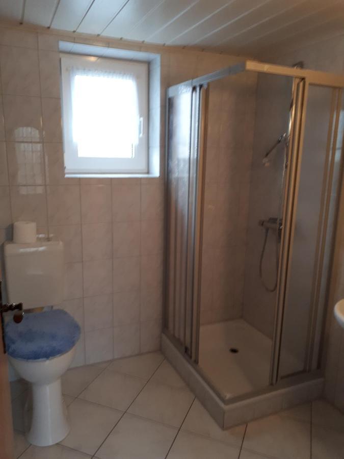 Preisbewusste Ferienwohnung Fuer 2 Personen U. Kleinkind Utarp Buitenkant foto